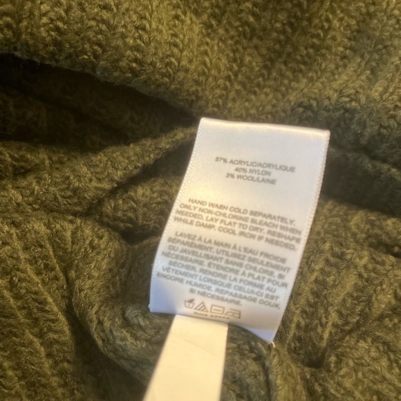 NWT Express Ribbed Button Turtleneck Green Extra Small XS - Picture 8 of 8